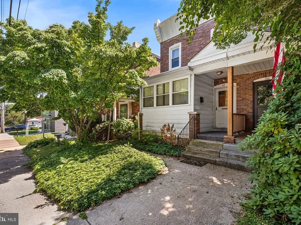 22 E 3rd St, Media, PA 19063