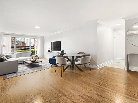 3rd image of 440 E 62nd St APT 18A
