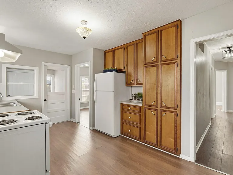 1509 Mulcahy St — Photo 8
