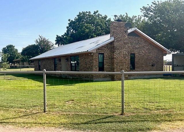 1st image of 8265 N Us Highway 283