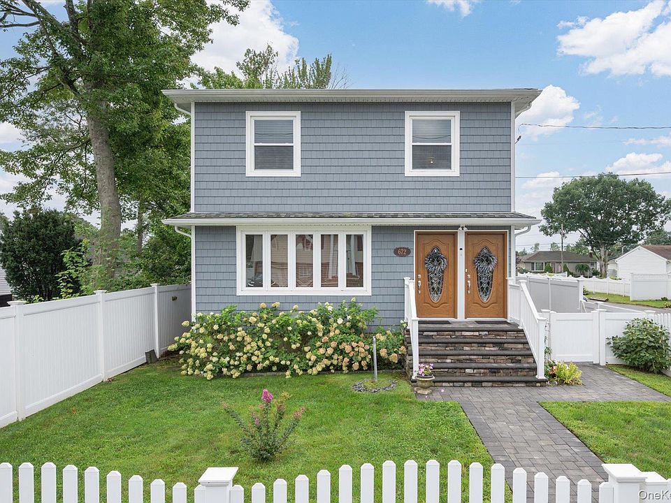 1st image of 672 Windmill Avenue