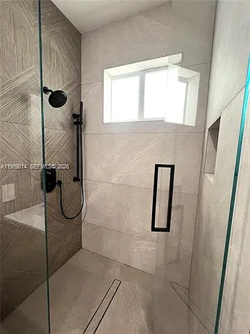 7850 SW 67th Ave — Photo 23