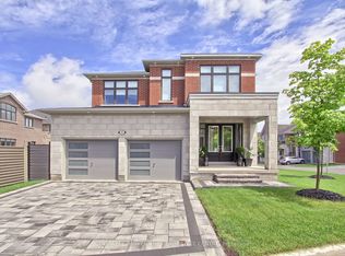 92 Maple Fields Cir, Aurora, ON L4G3X6
