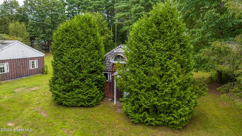 2nd image of 101 Jones Road