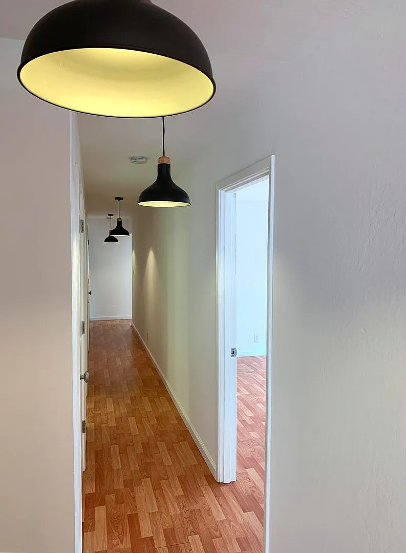 16 Fairmount - Lease Only — Photo 2