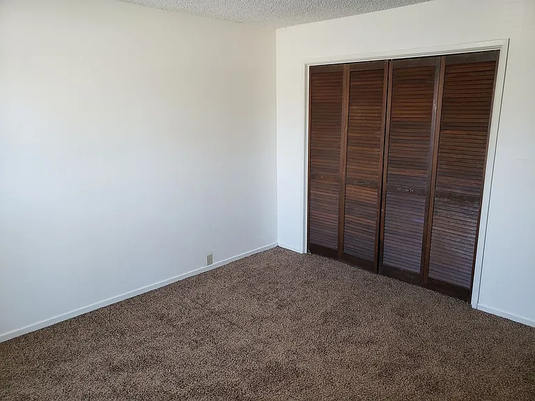 930 W. East Ave. — Photo 5