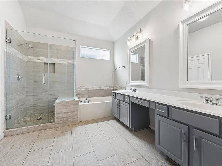 3328 Masters Point Dr — Photo 15