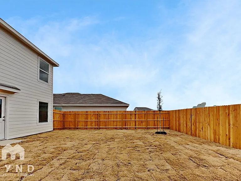 7354 Orange Sapphire — Photo 24