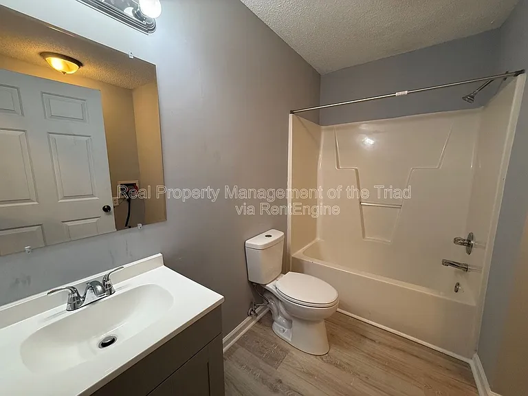 1014 Tuscaloosa St — Photo 8