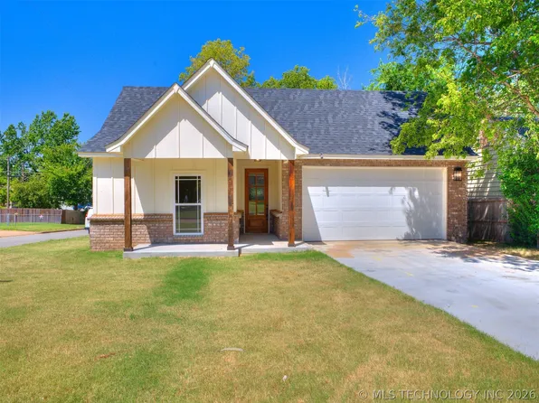 448 S Quebec Ave, Tulsa, OK 74112