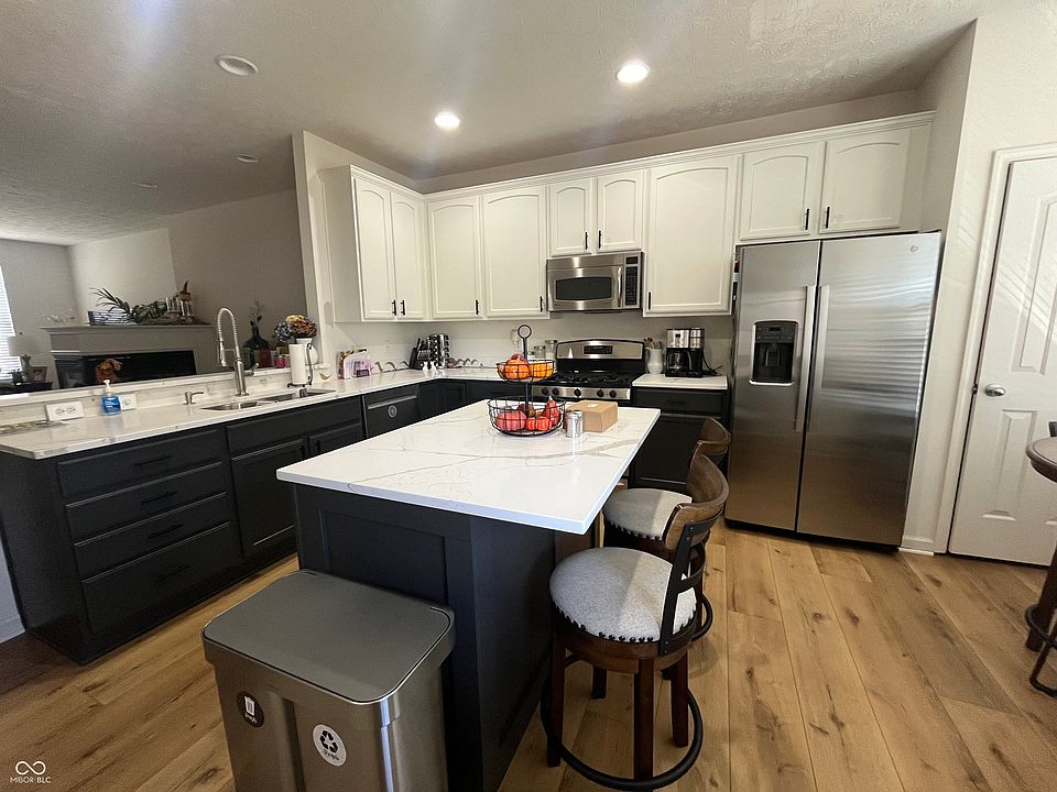 2nd image of 12686 Leah Ln