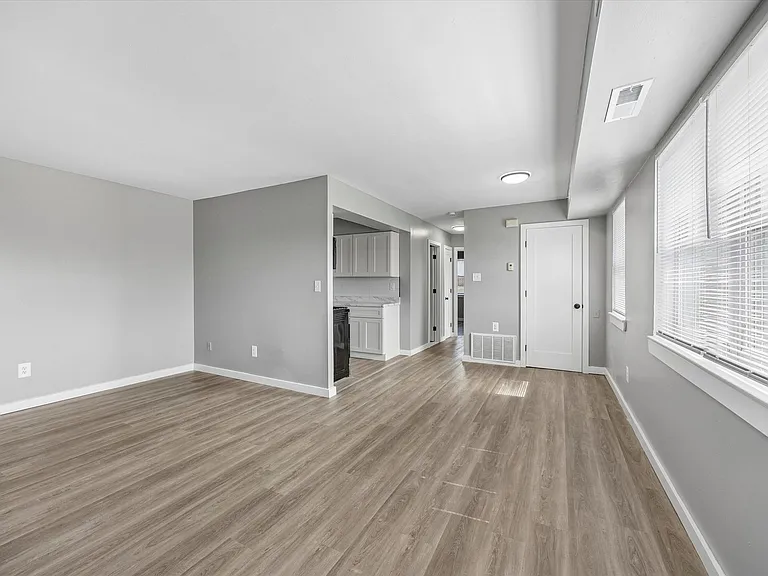 2180 Veterans Hwy — Photo 27