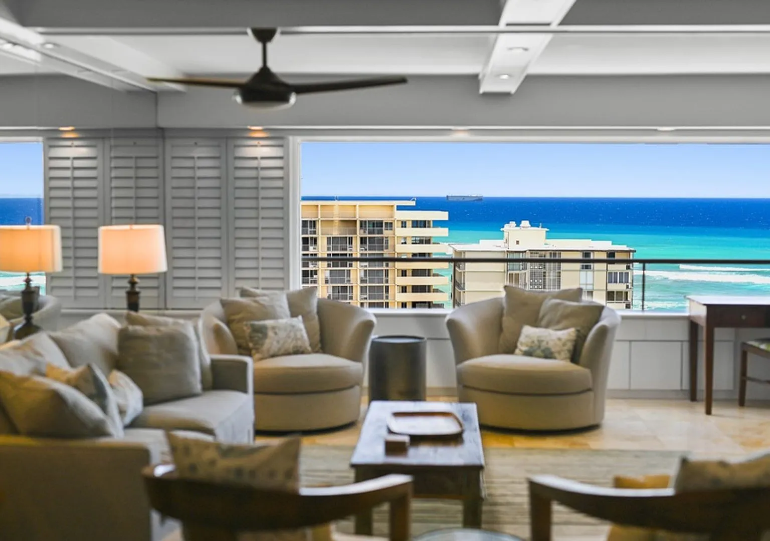 Kaimana Shores Getaway: Gold Coast Condo w/ Diamond Head & Ocean Views — Photo 4