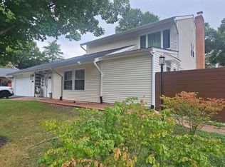24 Biscayne Pl, Sterling, VA 20164