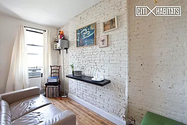 Rented by Citi Habitats