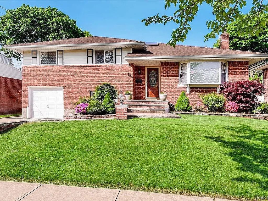 110 Leahy St - Property Image