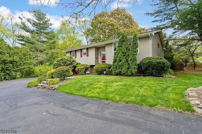 17 Blossom Rd, Hampton, NJ 08827 Zillow