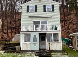 3038 Bay Front Ln S, Rochester, NY 14622