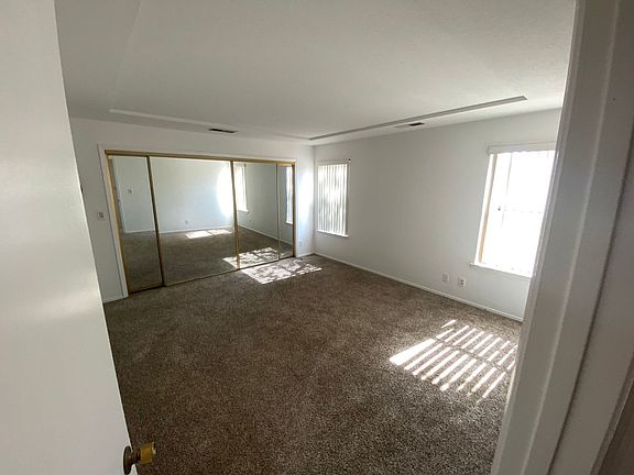 4th image of 5201 Sweetwater Dr NW