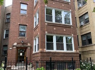 3532 N Bosworth Ave #1, Chicago, IL 60657