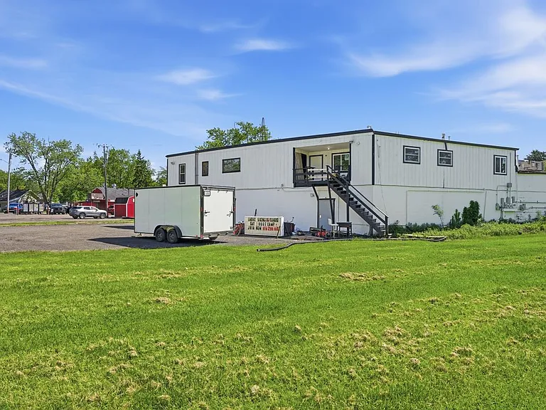 780 N Van Dyke Rd #1 — Photo 28