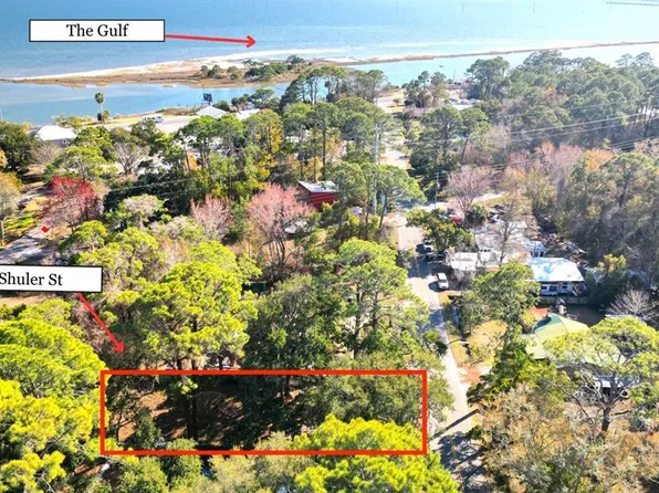 34 Shuler St, Eastpoint, FL 32328