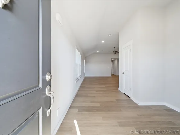 14647 E 39th St S, Tulsa, OK 74134