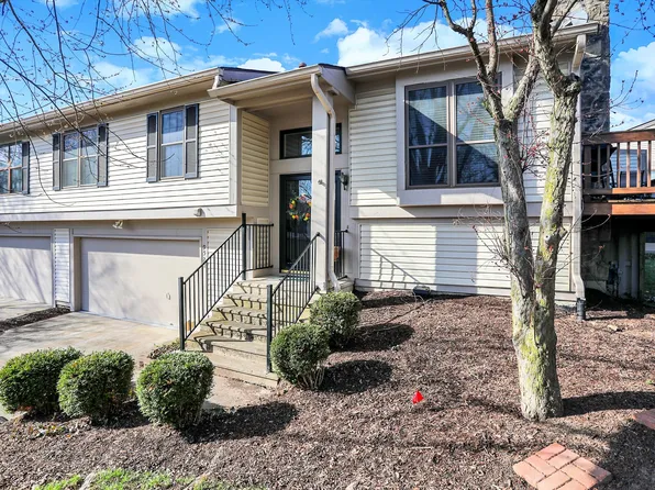 9527 Bay Vista West Dr, Indianapolis, IN 46250