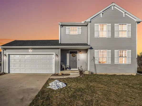 748 View Pointe Dr, Middleville, MI 49333