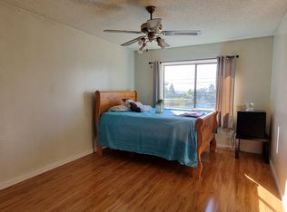 1758 E Turmont St #3-6, Carson, CA 90746