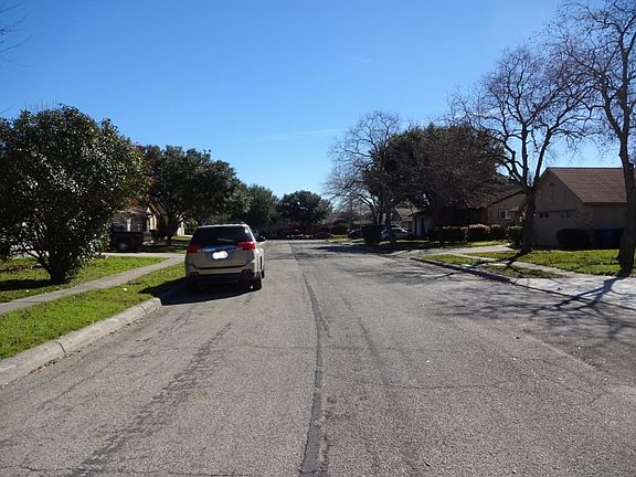 5th image of 5519 Needville