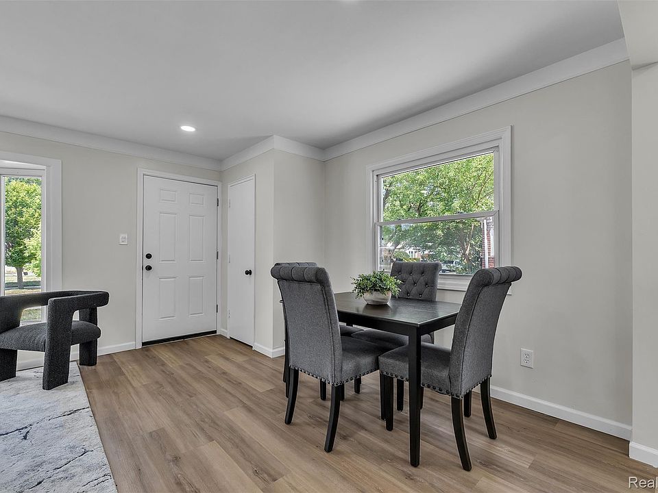 31243 Minton St, photo 12