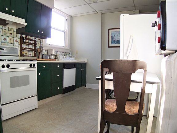 5th image of 3418 Cornell Pl