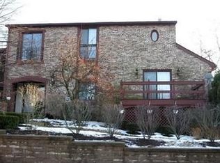 22508 Center Ridge Rd UNIT B, Rocky River, OH 44116