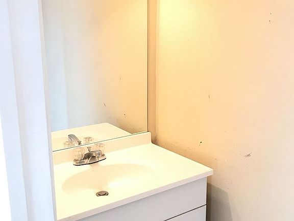 4th image of 8323 Wilcrest Dr APT 11016