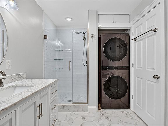 5th image of 703 E 5th St #1