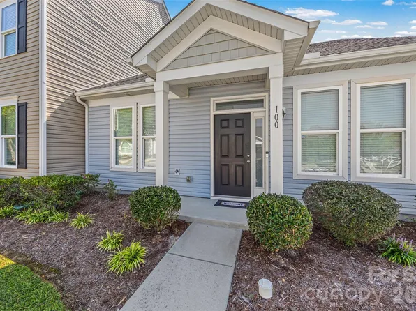 100 N Canyon Ridge Dr, Mount Holly, NC 28120