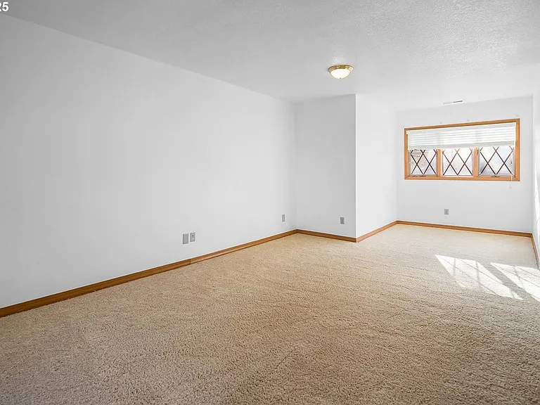 13187 NW Burton St — Photo 2
