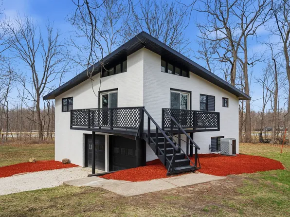 1258 Us Highway 6, Coal Valley, IL 61240