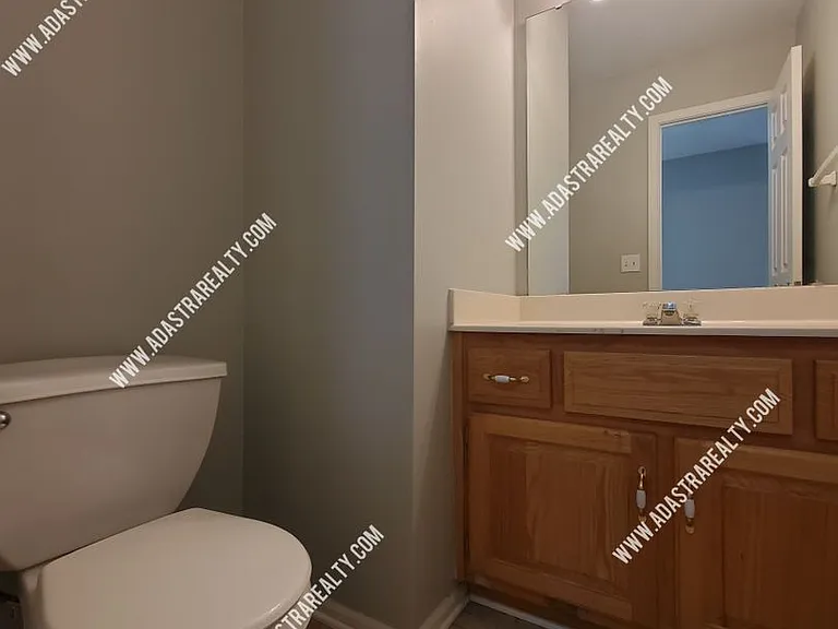 304 N 9th St #B — Photo 5