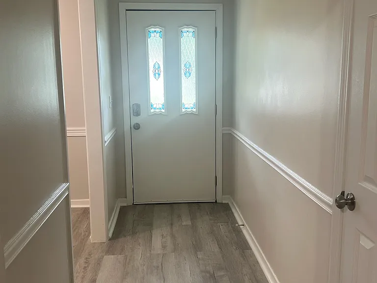 430 Lee St — Photo 6