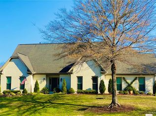 1585 Greystone Dr, Tuscaloosa, AL 35406