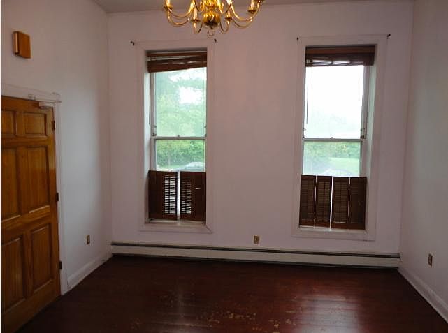 1st image of 606 Madison Ave #1