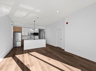 1439 W Fillmore St #308, Chicago, IL 60607