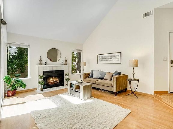 Modern High Ceilings, Wood Floors.