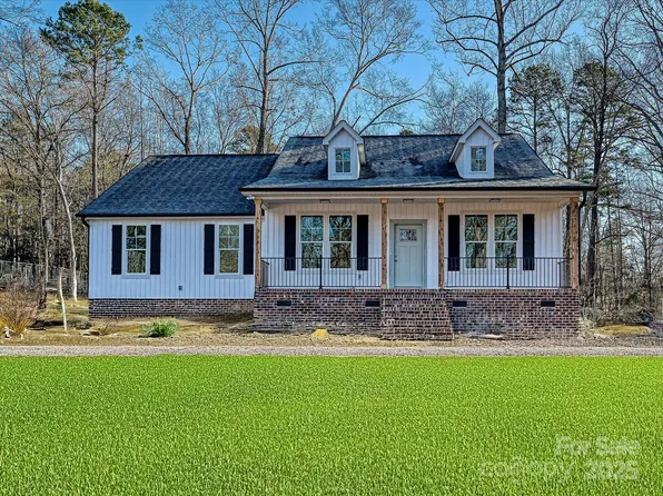 1182 Melrose Dr, Rock Hill, SC 29732