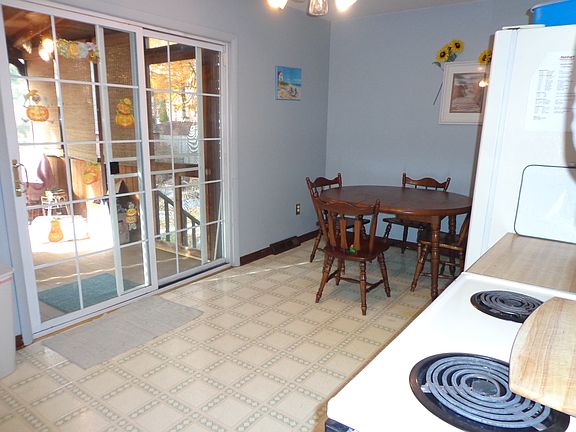 Room for table