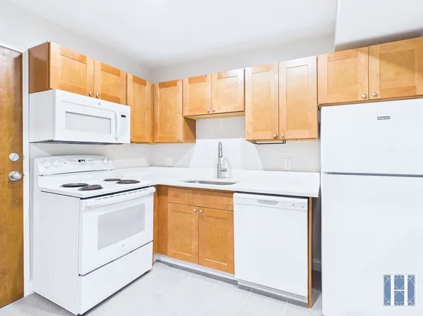 445 Pleasant St, 445 Pleasant St #21, South Weymouth, MA 02190