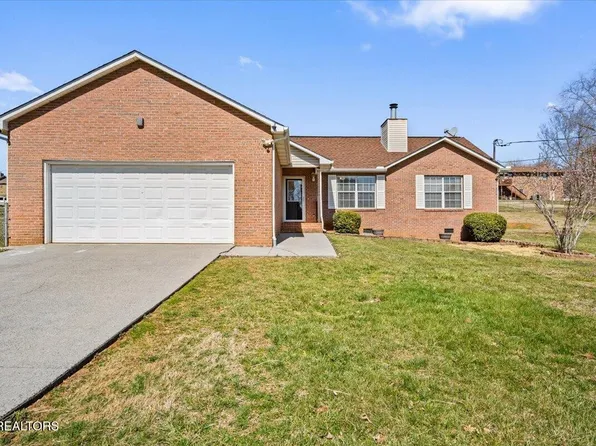 560 Valley View St, Seymour, TN 37865