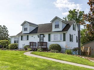 357 Blee Hill Rd, Danville, PA 17821